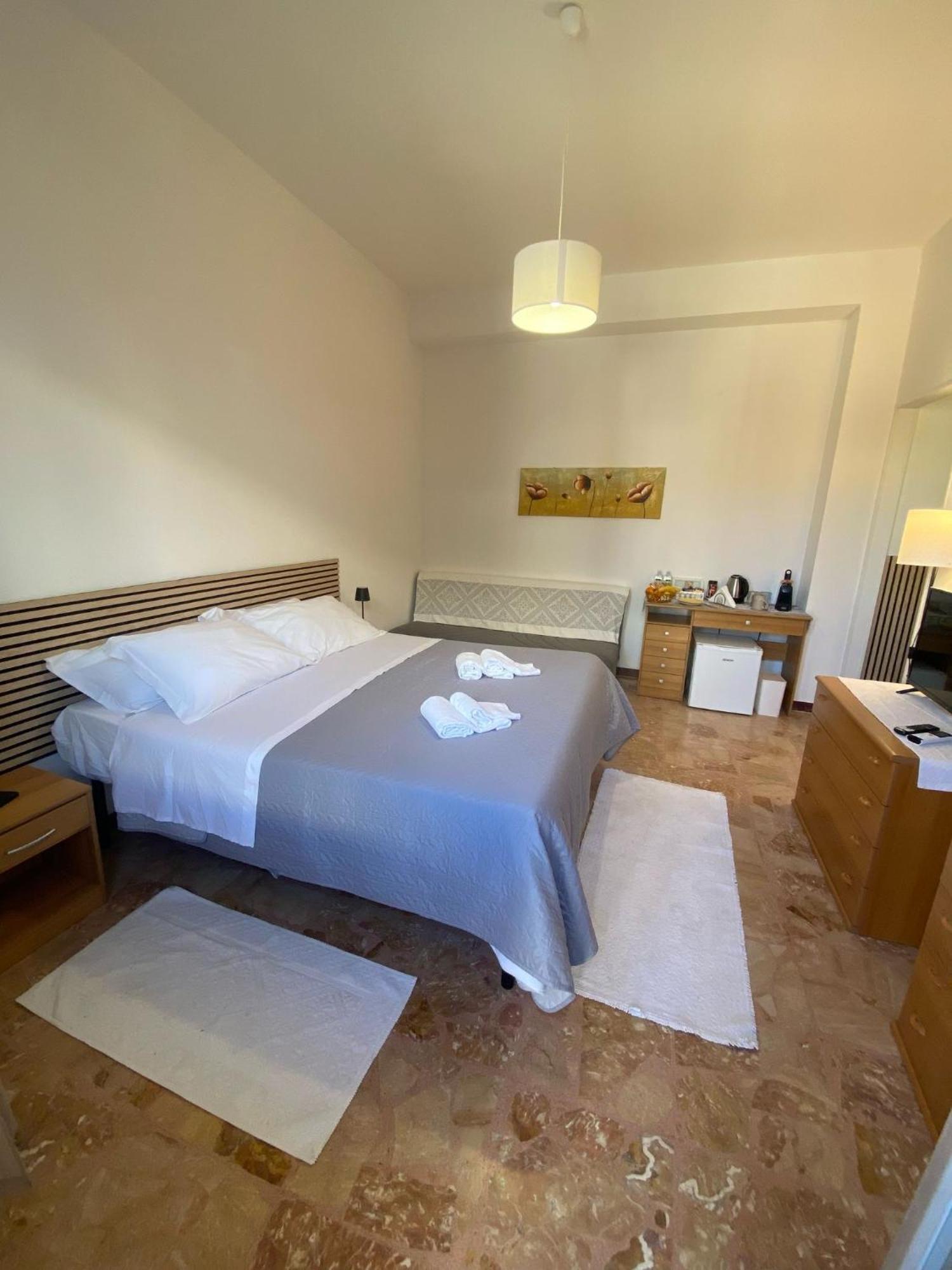Angelorooms Guest house *